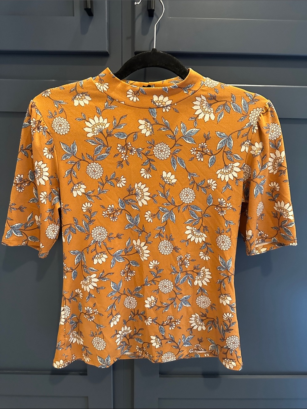 W5 Orange Floral Mock Neck Short Sleeve Top